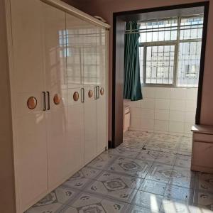 西苑小區(qū)70三樓出售